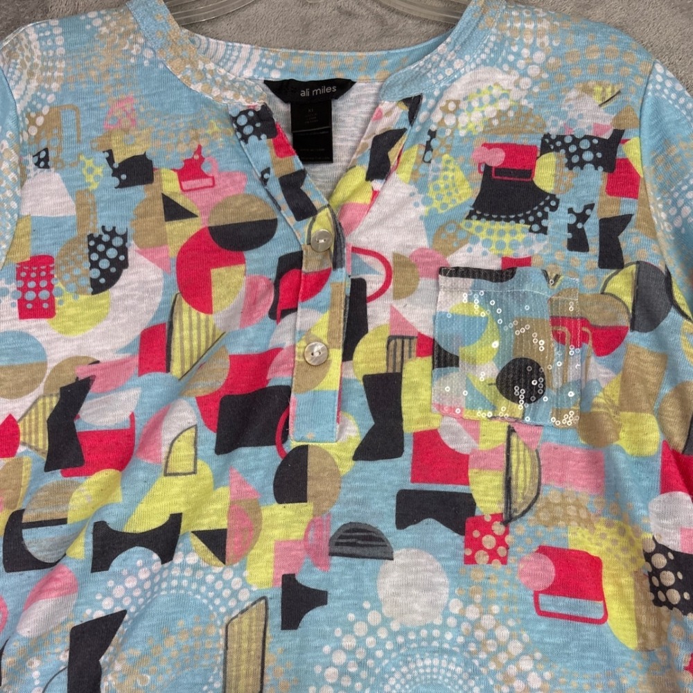 Ali Miles Multicolor Abstract Blouse - Picture 3 of 12